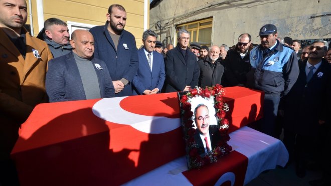 Ankara'da vefat eden Sarıkamış Belediye Başkanı Harun Hayali son yolculuğuna uğurlandı