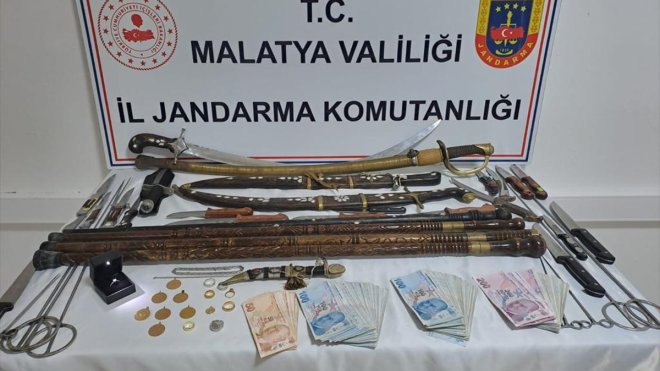 Malatya'da bir evden altın gasbeden zanlı tutuklandı