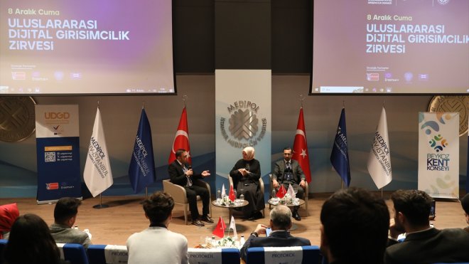 Uluslararası Dijital Girişimcilik Zirvesi Medipol Üniversitesi'nde gerçekleştirildi