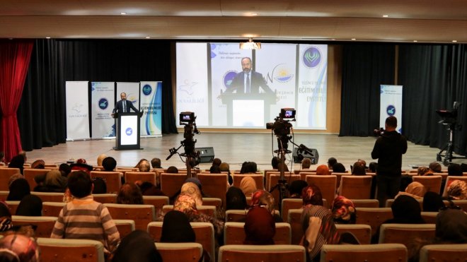 Van'da "Anne Üniversitesi Projesi" başlatıldı