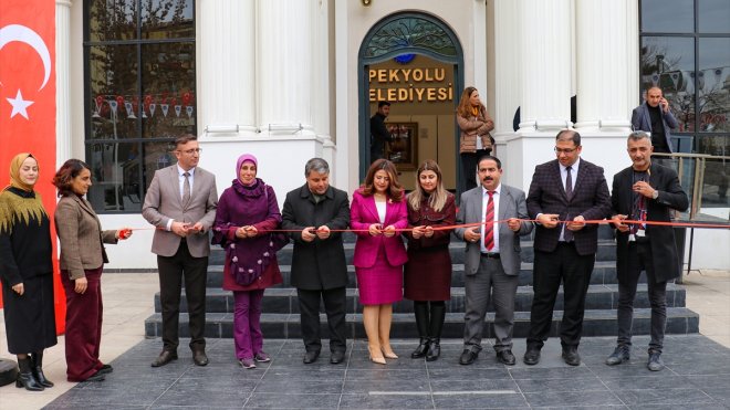 Van'da Hz. Mevlana'nın 750. Vuslat Yıl Dönümü dolayısıyla program düzenlendi