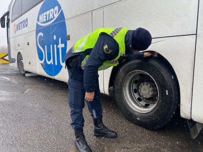 482 89 verdi trafik eğitim kişiye jandarması 2023