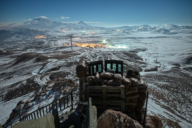 sınır Hudut AĞRI kartalları girdi hattında tetikte gözleri yeni yıla - elleri 2