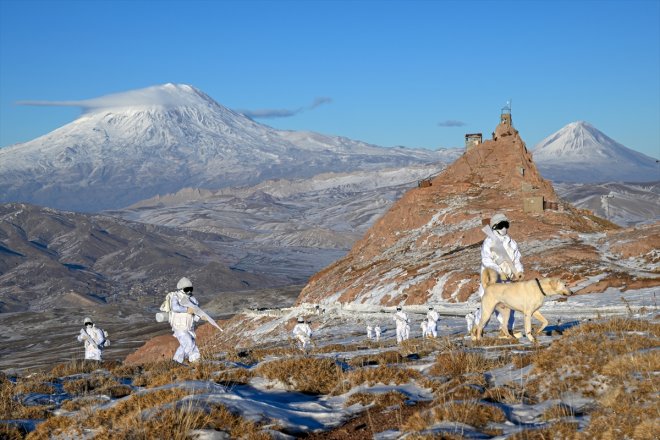 gözleri elleri kartalları yıla tetikte hattında - girdi sınır AĞRI Hudut yeni 17