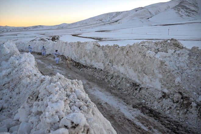 hattında yeni Hudut sınır - elleri gözleri girdi kartalları tetikte AĞRI yıla 28