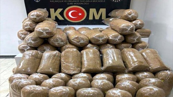 Elazığ'da 6 milyon 550 bin makaron ve 438 kilogram tütün ele geçirildi