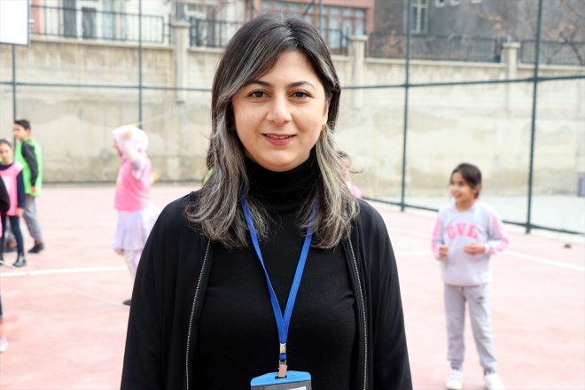 geleneksel İlkokul ELAZIĞ - buluşuyor oyunlarla öğrencileri 16