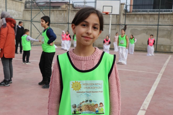 İlkokul ELAZIĞ geleneksel buluşuyor öğrencileri - oyunlarla 18