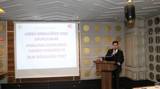 Erzurum'da tüm kamu kurum ve kuruluşları 'enerji verimliliği' seminerinde buluştu
