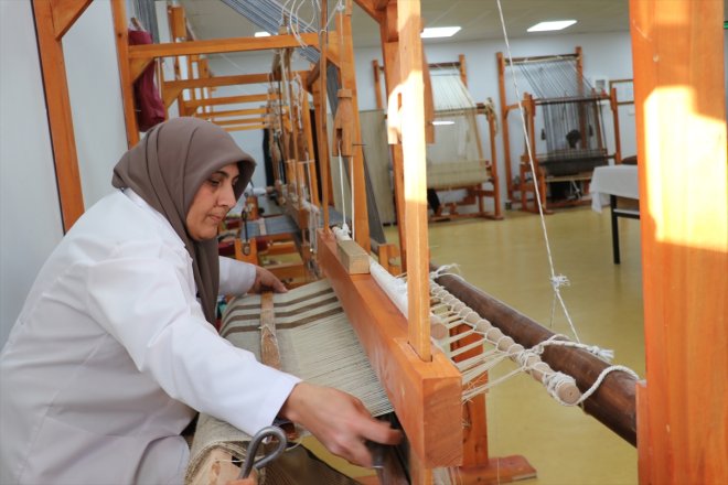 Erzurum tescillendi Enstitüsünün Olgunlaşma 457 ehram yapılan ürünü kumaşından 9