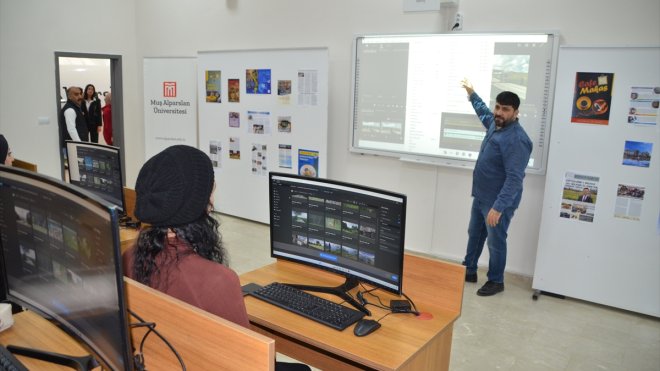 Muş Alparslan Üniversitesi'nde 'Medya Tasarım Atölyesi' açıldı