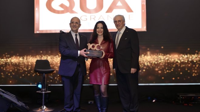 QUA Granite'e Ege İhracatçı Birliklerinden ödül