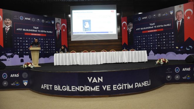 Van'da "Afet Bilgilendirme ve Eğitim Paneli" düzenlendi