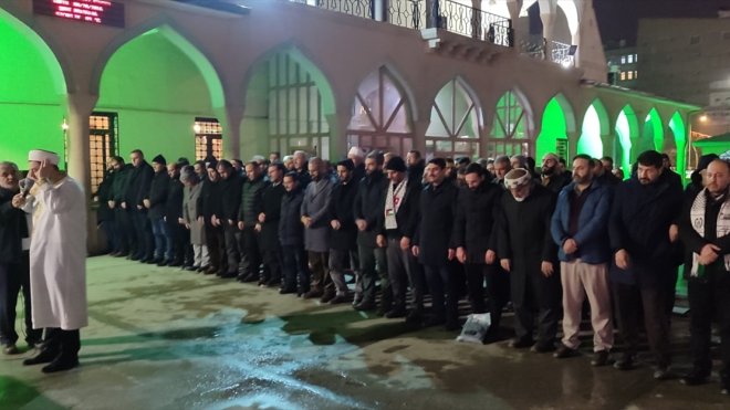 Van'da Salih el-Aruri için gıyabi cenaze namazı kılındı