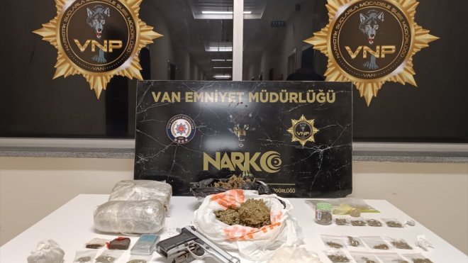 Van'da uyuşturucu operasyonlarında 14 şüpheli hakkında işlem yapıldı