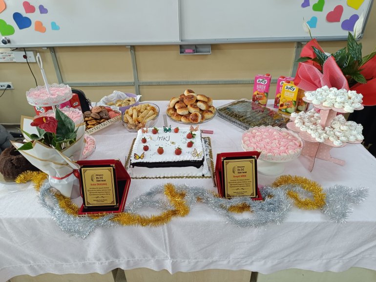 Velilerden öğretmenlere anlamlı sürpriz2