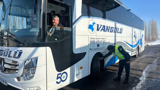 kazaları jandarma araç yapıyor önlemek için Ağrı