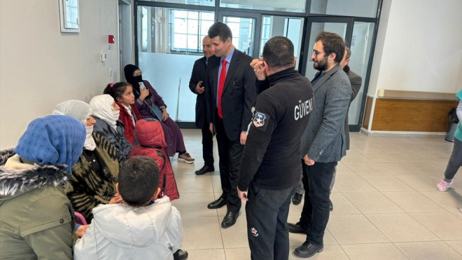 AK Parti Çaldıran Belediye Başkan adayı Yıldırım ziyaretlerini sürdürüyor1