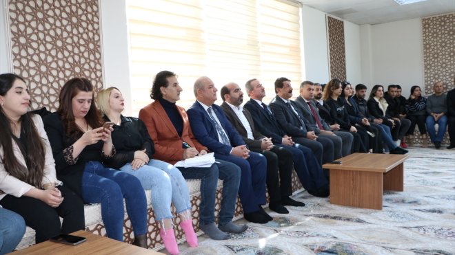 AK Parti Hakkari Belediye Başkan adayı Ölmez, gençlerle buluştu