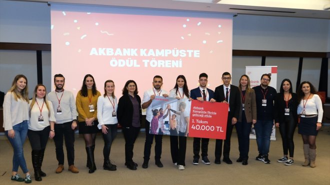 Akbank, teknolojiyle hayata değer katan gençleri ödüllendirdi1