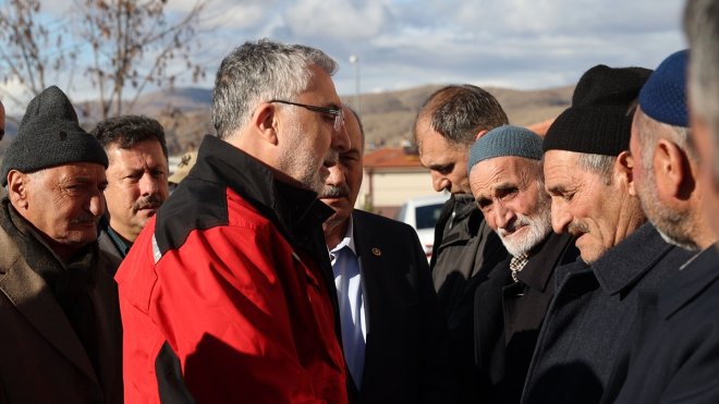 Bakan Işıkhan, Erzincan