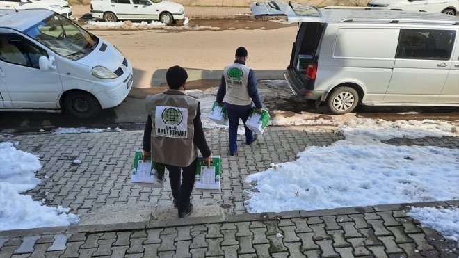 Bingöl Umut Kervanı Derneğinden geçen ay kentteki 291 aileye ayni ve nakdi destek