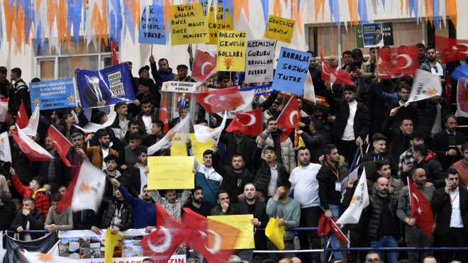 Bitlis'te AK Parti Aday Tanıtım Toplantısı yapıldı