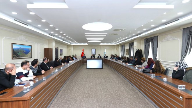 Bitlis Eren Üniversitesinde "Turizm İhtisaslaşma Koordinatörlüğü İstişare Toplantısı" yapıldı