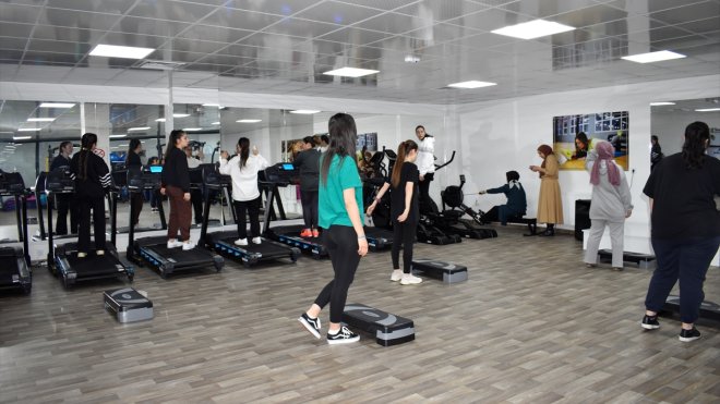 Bitlis'te Kadın Yaşam Merkezi açıldı