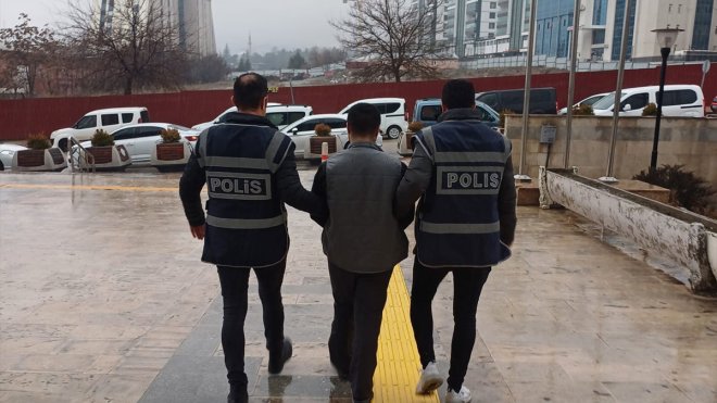 Elazığ'da kesinleşmiş hapis cezası bulunan 14 firari hükümlü yakalandı