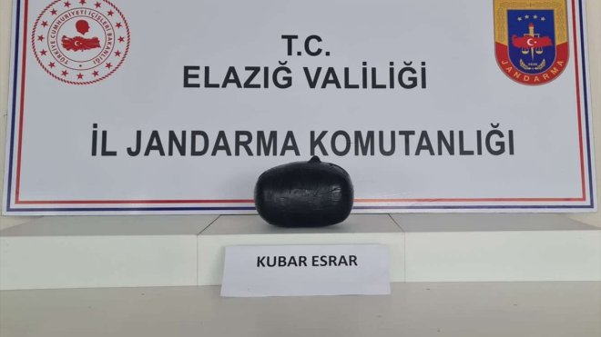 Elazığ'da uyuşturucu operasyonunda 1,5 kilogram esrar ele geçirildi