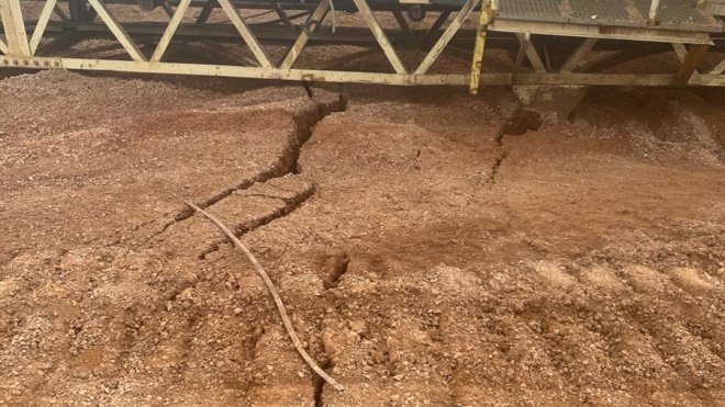 Erzincan'da madendeki toprak kayması öncesi çekilen "çatlak fotoğrafları" bilirkişi raporunda