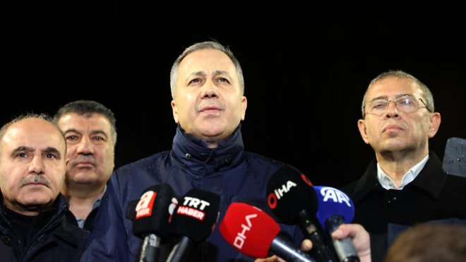 İçişleri Bakanı Yerlikaya'dan Erzincan'da maden ocağındaki toprak kaymasına ilişkin açıklama: