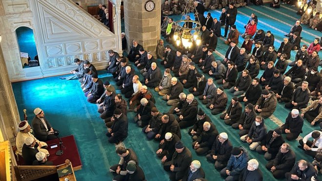 Erzurum'da depremlerde hayatını kaybeden polisler anıldı