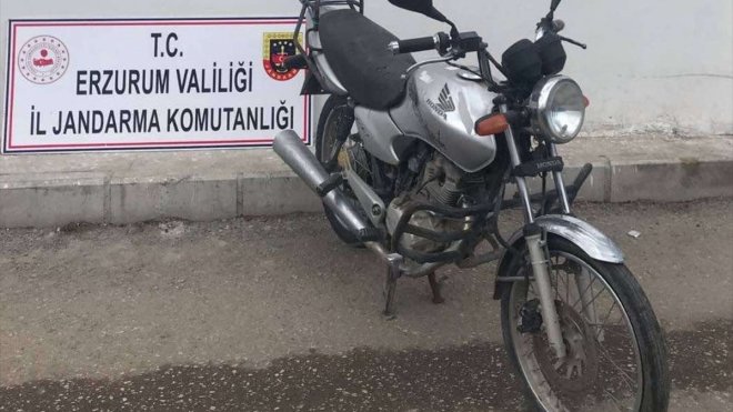 Erzurum'da motosiklet hırsızlığı yapan iki şüpheli yakalandı