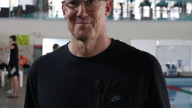 ERZURUM - Finlandiyalı yüzücü Louna Kasvio, eski şampiyon babasıyla güç depoluyor1