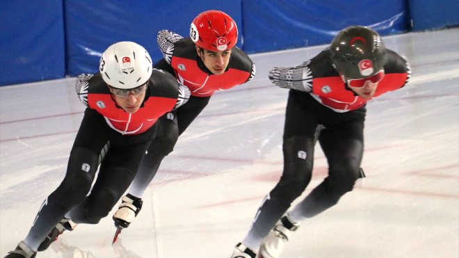 ERZURUM - Sürat pateninde Türkiye