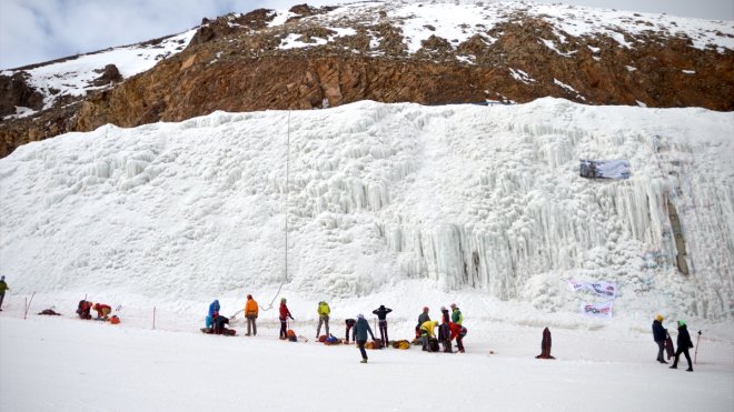 ERZURUM - Türkiye Buz Tırmanışı Şampiyonası düzenlendi1