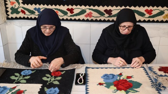 Iğdır'da "Karabağ kilimi"nin markalaşması için çalışma başlatıldı