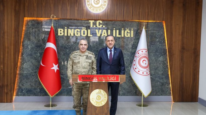 Jandarma Genel Komutan Yardımcısı Korgeneral Koç, Bingöl Valisi Usta'yı ziyaret etti