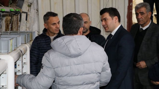 Keban Kaymakamı Atalık, yavru alabalık üretim tesisini ziyaret etti