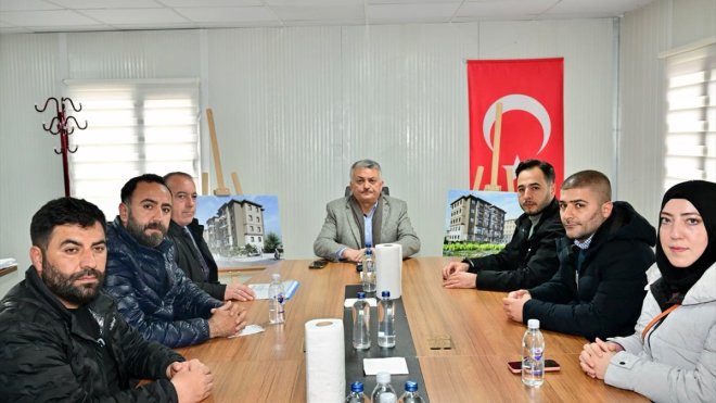 Malatya Valisi Yazıcı deprem konutlarını inceledi1