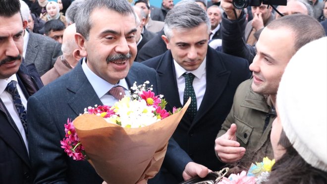 Milli Eğitim Bakanı Tekin, Erzurum'da seçim koordinasyon merkezi açılışına katıldı