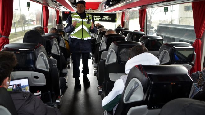Muş'ta şehirler arası yolcu otobüslerine yönelik denetim sürüyor
