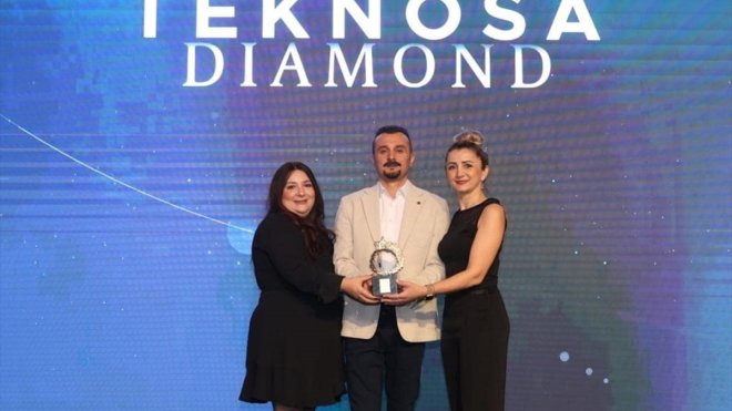 Teknosa 'Mükemmel Müşteri Memnuniyeti Başarı Ödülleri' ödülüne layık görüldü