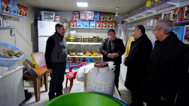 Van Büyükşehir Belediye Başkan adayı Arvas'tan esnaf ziyareti
