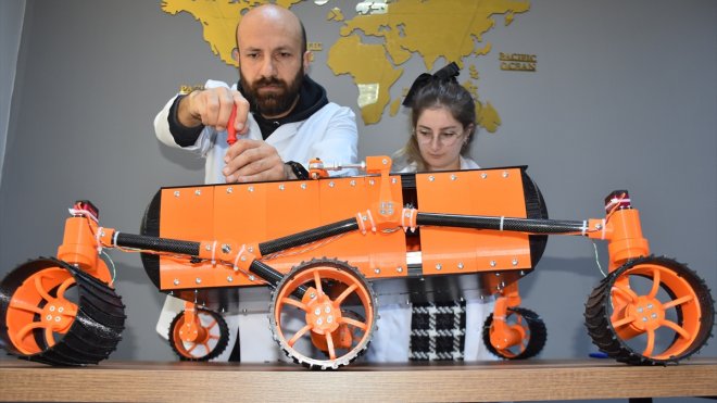 Van'da doğal afetlerde kaybolanların yerini tespit edebilecek araç üretildi