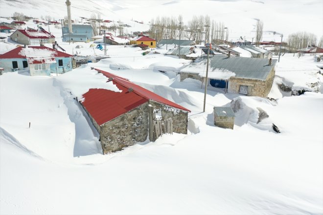 kırsal kış köylerinde yaşanıyor baharda kara Ağrı