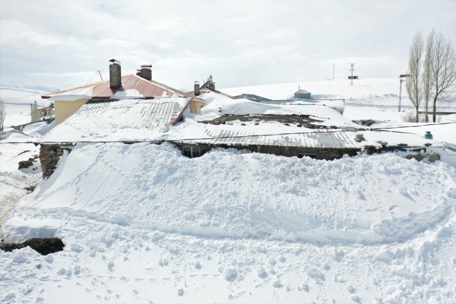 kara yaşanıyor kırsal baharda Ağrı