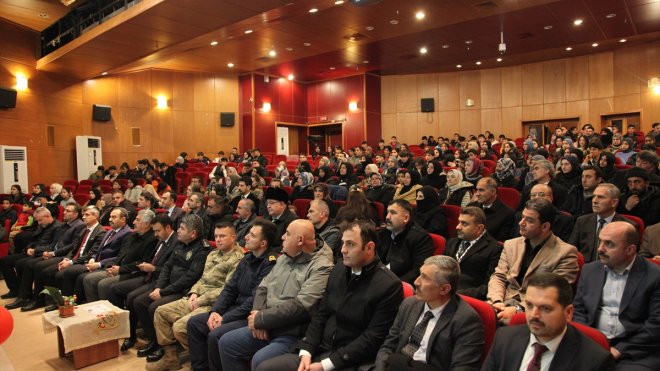 Ahlat'ta İstiklal Marşı'nın Kabulü ve Mehmet Akif Ersoy'u Anma Günü etkinliği yapıldı